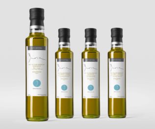 Flavour infused organic extra virgin olive oil